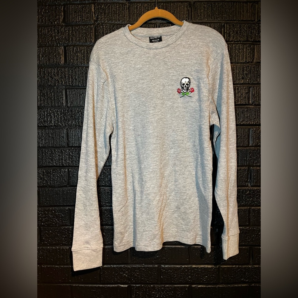 ✨Restricted Gray Long Sleeve Tee with Skull Design